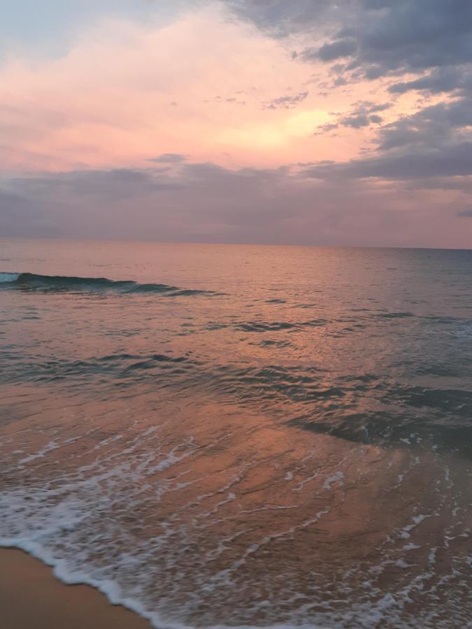 Fronte Mare Apartment อาโวลา ภายนอก รูปภาพ